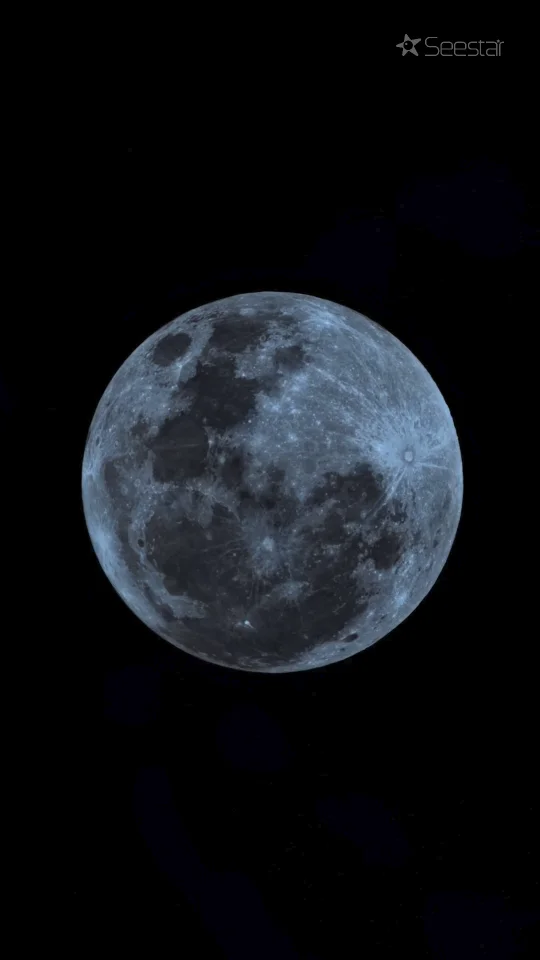 Single sharpest frame from a Seestar MP4 lunar video, before stacking